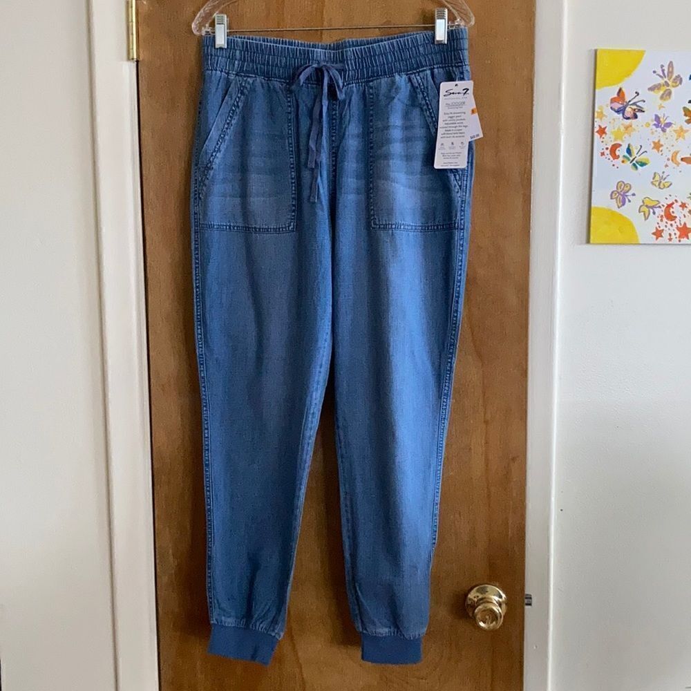 Seven 7 the jogger